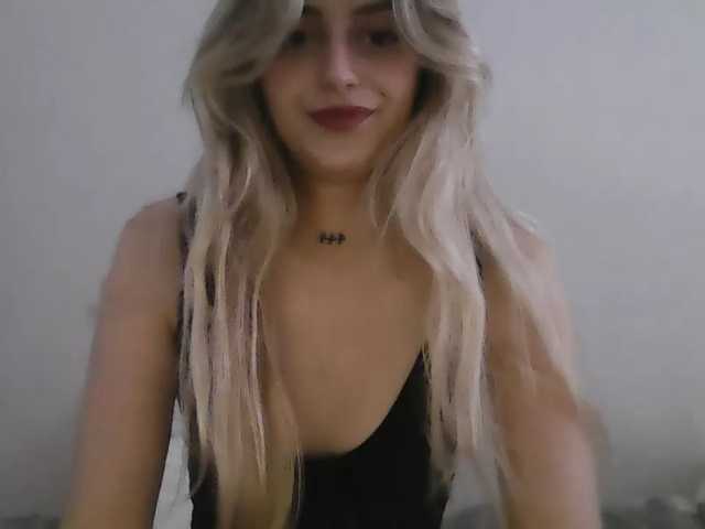 StellaSweet live cam on BongaCams
