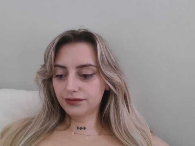 StellaSweet live cam on BongaCams