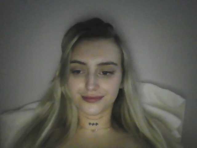 StellaSweet live cam on BongaCams
