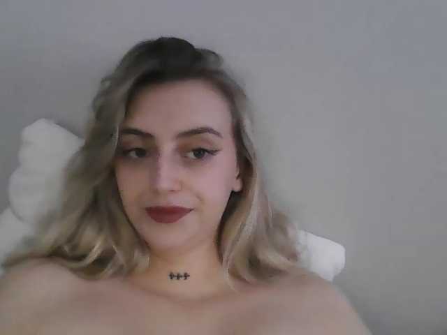 StellaSweet live cam on BongaCams