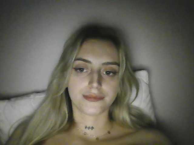 StellaSweet live cam on BongaCams