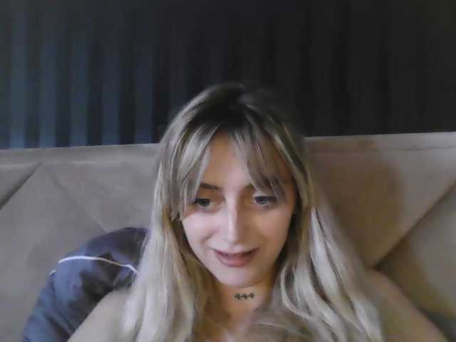 StellaSweet live cam on BongaCams