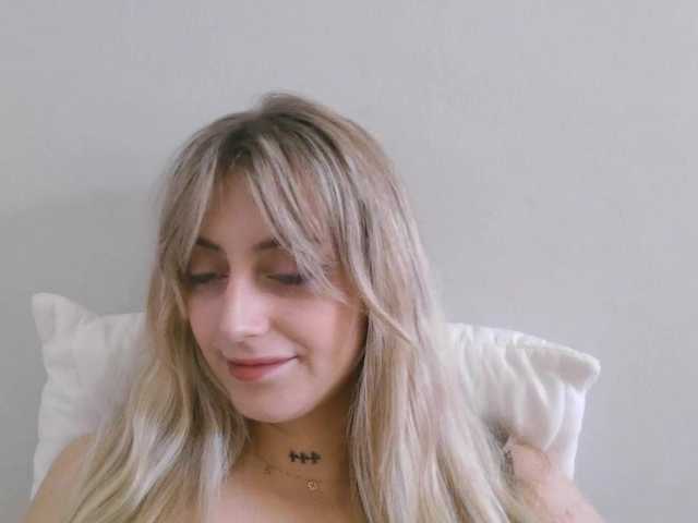 StellaSweet live cam on BongaCams