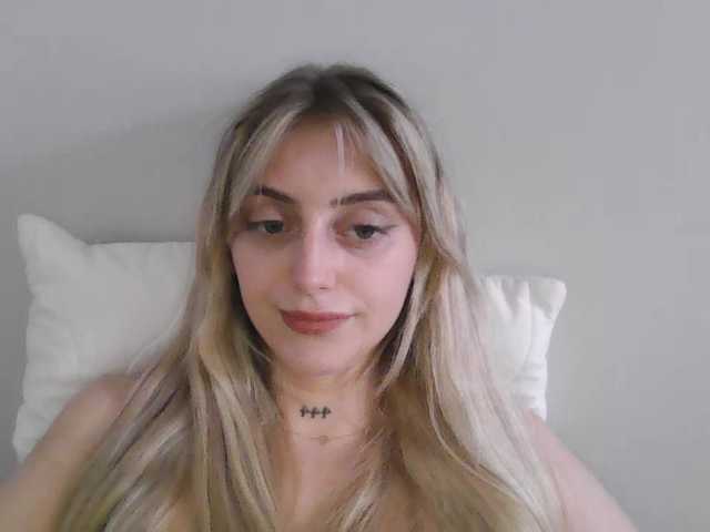 StellaSweet live cam on BongaCams