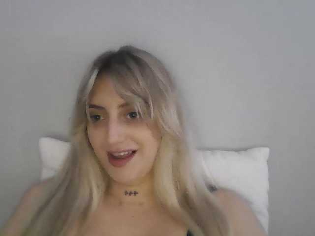 StellaSweet live cam on BongaCams