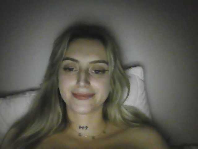 StellaSweet live cam on BongaCams