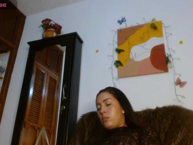 Scarlett22 live cam on BongaCams
