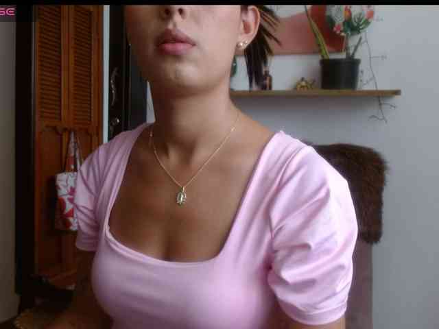 Scarlett22 Live Webcam on BongaCams