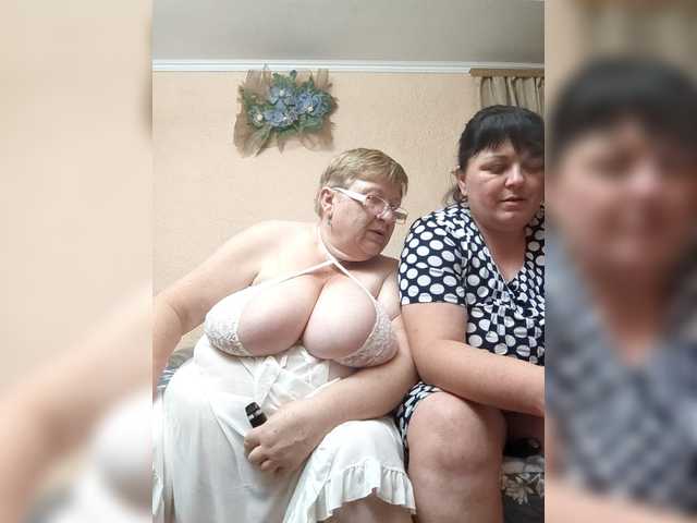 Live трансляция SweetLenaandNatalia - slutnetki.online