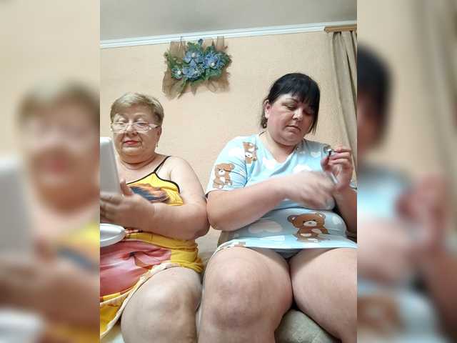 Live трансляция SweetLenaandNatalia - slutnetki.online