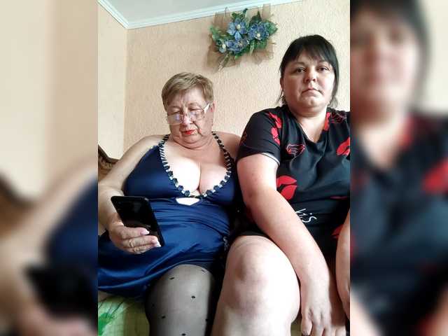 Live трансляция SweetLenaandNatalia - slutnetki.online