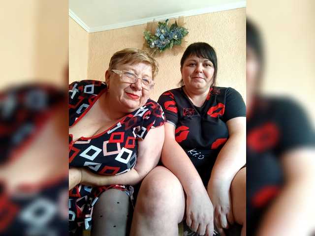 Live трансляция SweetLenaandNatalia - slutnetki.online