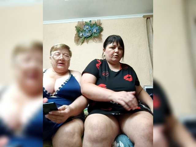 SweetLenaandNatalia live cam on BongaCams