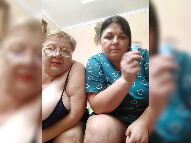 SweetLenaandNatalia live cam on BongaCams