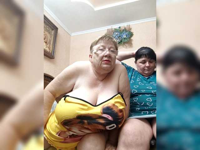 SweetLenaandNatalia live cam on BongaCams