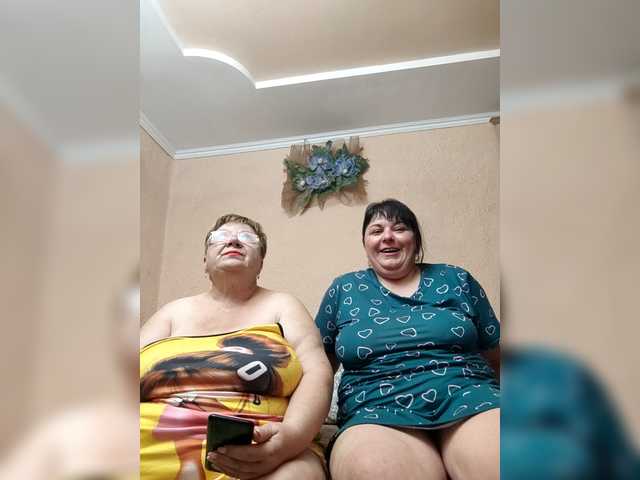 Live трансляция SweetLenaandNatalia - slutnetki.online