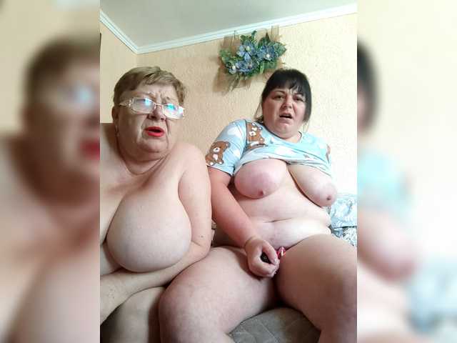 Live трансляция SweetLenaandNatalia - slutnetki.online