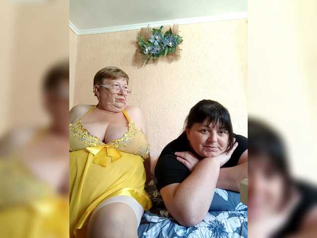 Live трансляция SweetLenaandNatalia - slutnetki.online