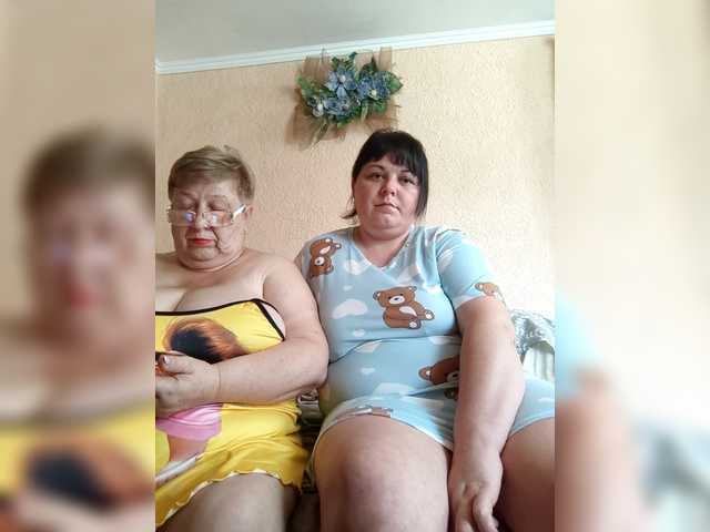 Live трансляция SweetLenaandNatalia - slutnetki.online