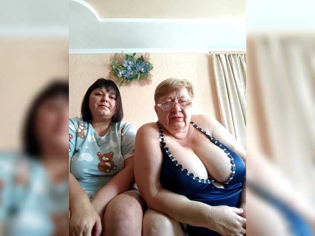 Live трансляция SweetLenaandNatalia - slutnetki.online