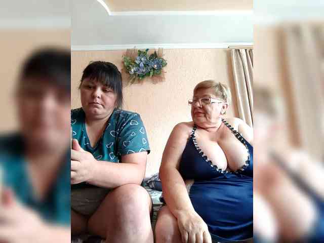 SweetLenaandNatalia webcam