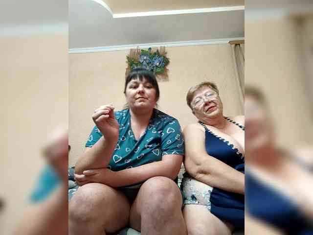 SweetLenaandNatalia webcam