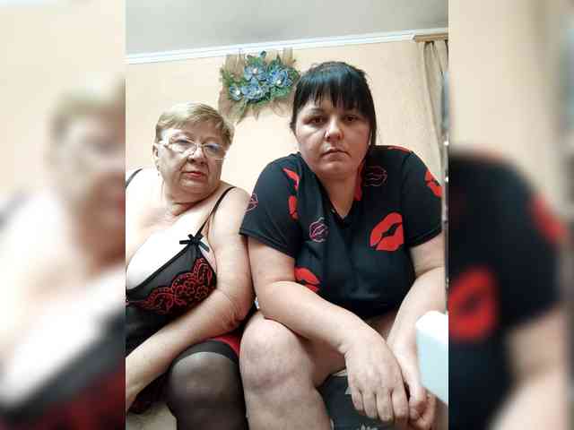 SweetLenaandNatalia webcam