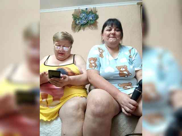 SweetLenaandNatalia webcam