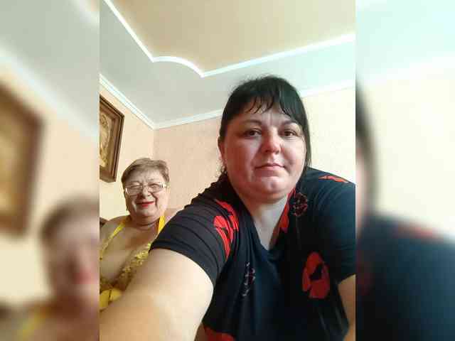 SweetLenaandNatalia webcam