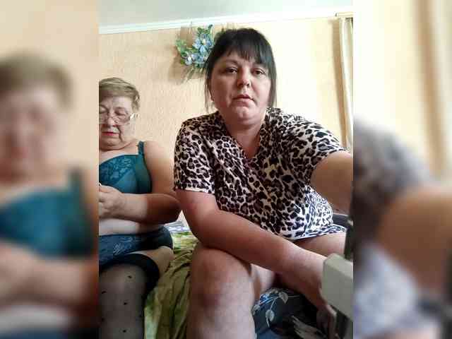 SweetLenaandNatalia webcam