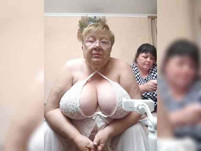 SweetLenaandNatalia webcam