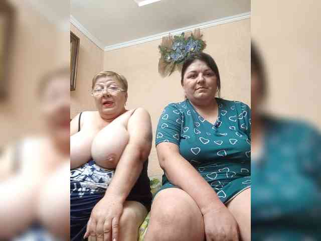 SweetLenaandNatalia webcam