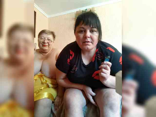 SweetLenaandNatalia webcam