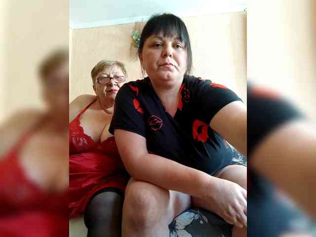 SweetLenaandNatalia webcam