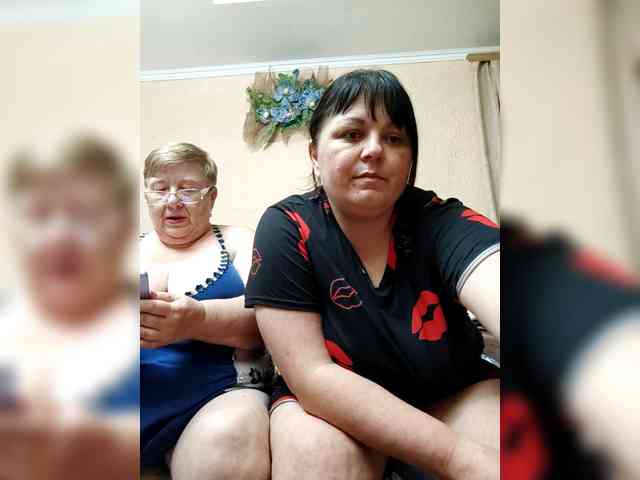SweetLenaandNatalia webcam