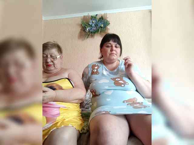 SweetLenaandNatalia webcam