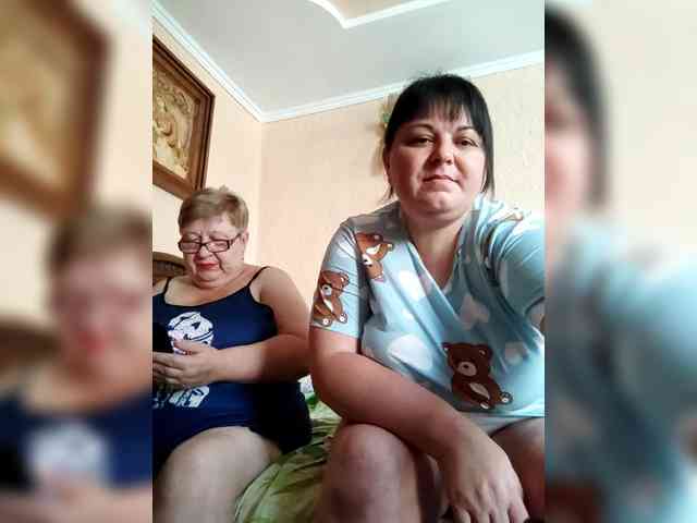 SweetLenaandNatalia webcam