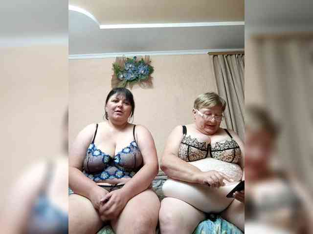 SweetLenaandNatalia webcam