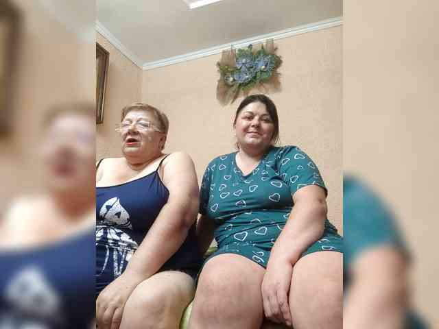 SweetLenaandNatalia webcam