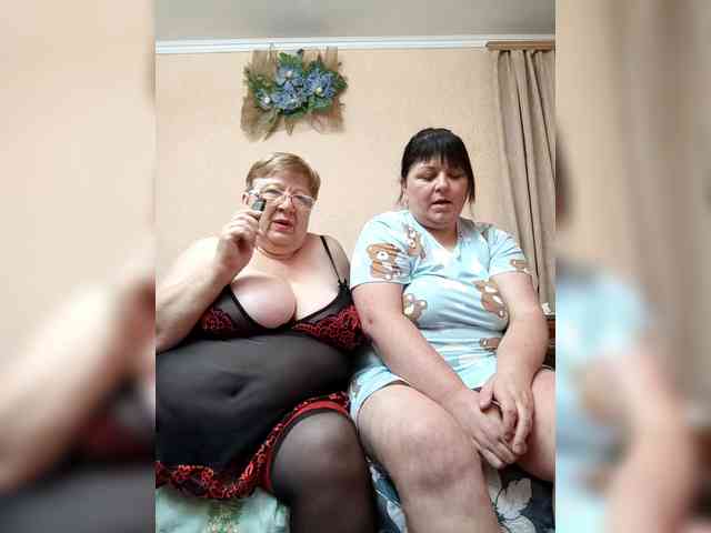 SweetLenaandNatalia webcam