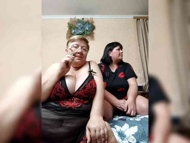 SweetLenaandNatalia webcam