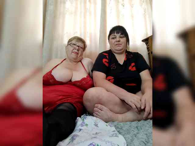 SweetLenaandNatalia webcam