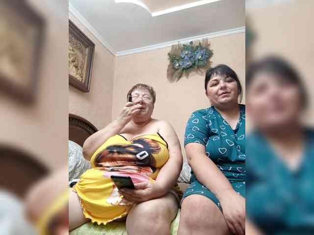 SweetLenaandNatalia webcam