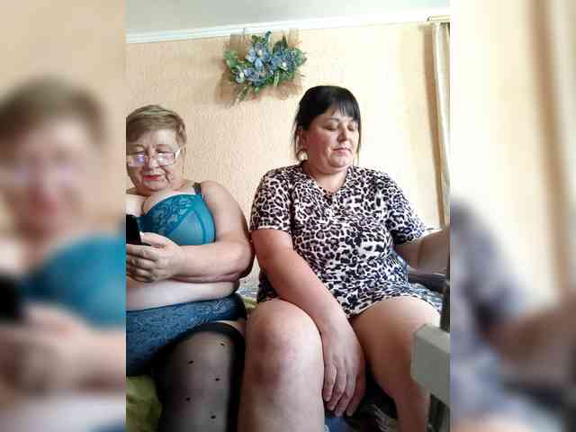SweetLenaandNatalia webcam
