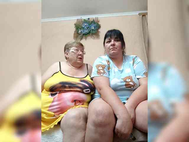 SweetLenaandNatalia webcam