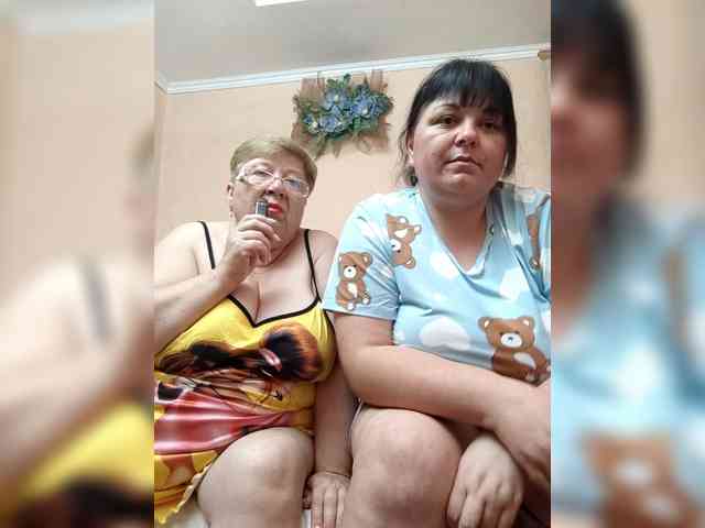 SweetLenaandNatalia webcam