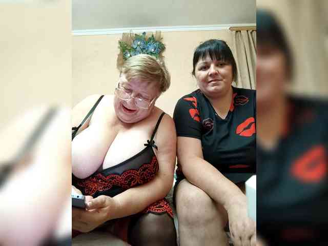 SweetLenaandNatalia webcam