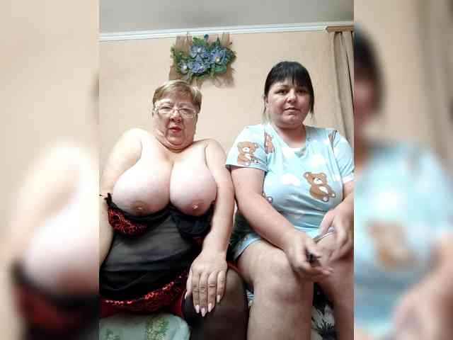 SweetLenaandNatalia webcam