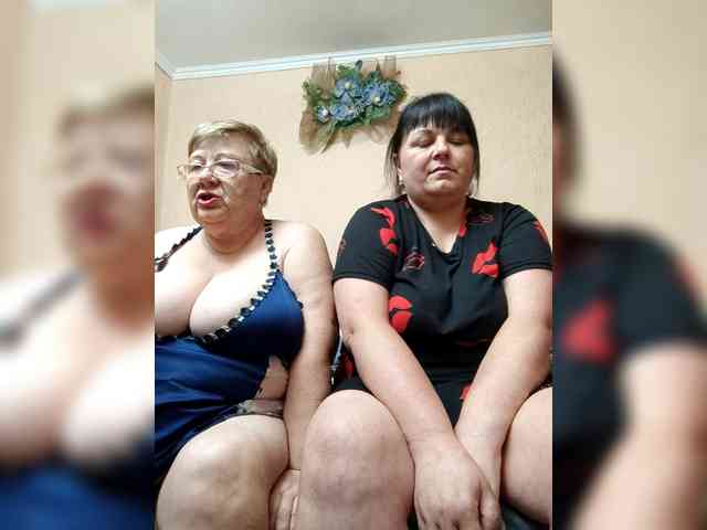 Model: SweetLenaandNatalia