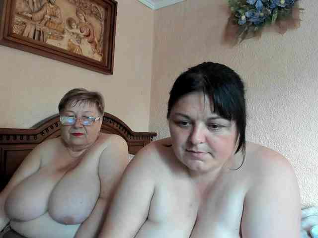 SweetLenaandNatalia